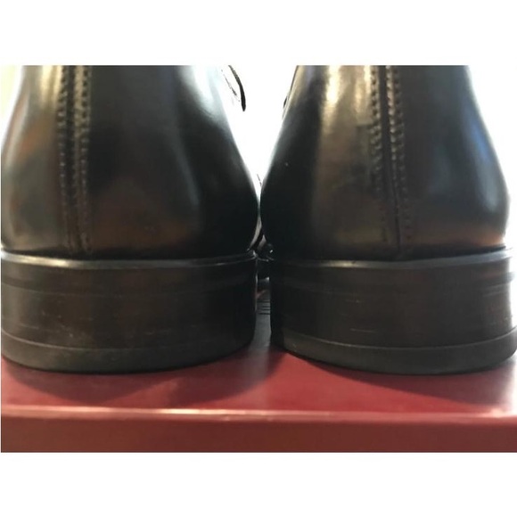 used shoe in good condition size 7M - Picture 2 of 6